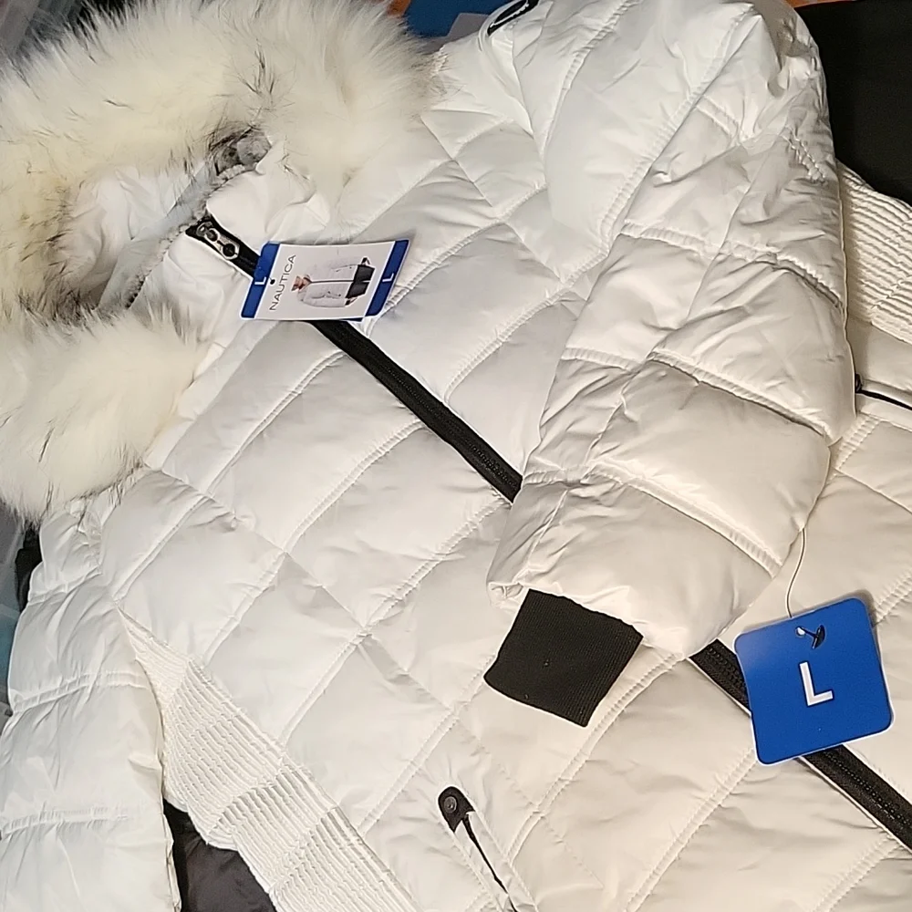 Nautica Jackets With Fur Detachable Hoods Last One Black XS New with Tags - Picture 15 of 15